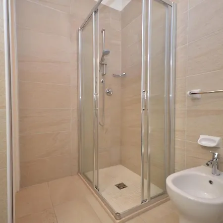 Anna Apartman